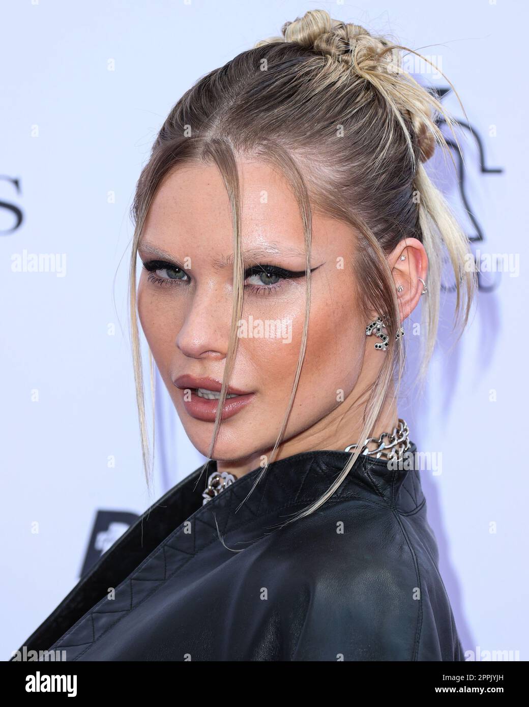 BEVERLY HILLS, LOS ANGELES, CALIFORNIA, USA - APRIL 23: Josie Canseco