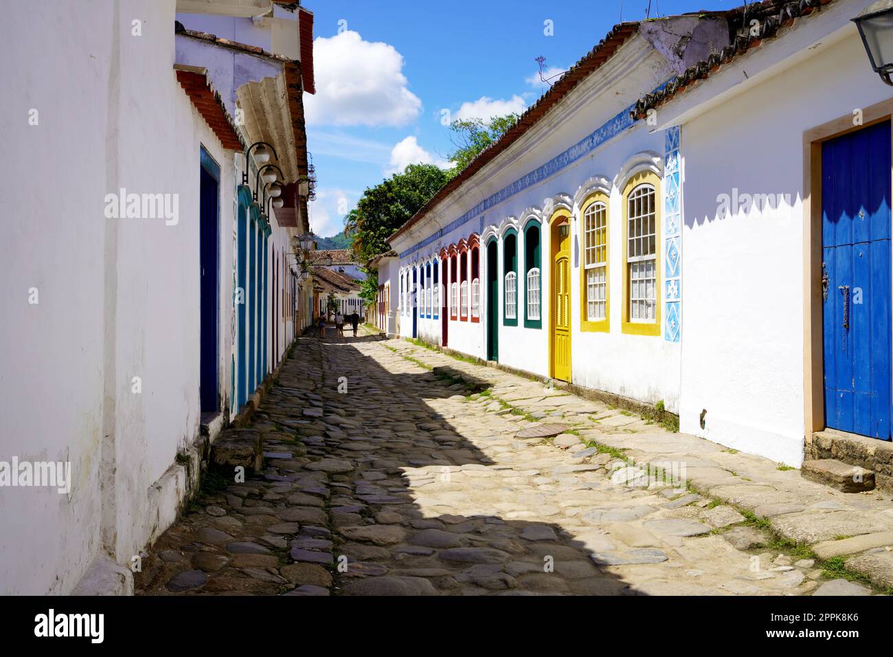 Street of historical center in Paraty, Rio de Janeiro, Brazil. Paraty is a preserved Portuguese colonial and Brazilian Imperial municipality. Stock Photo