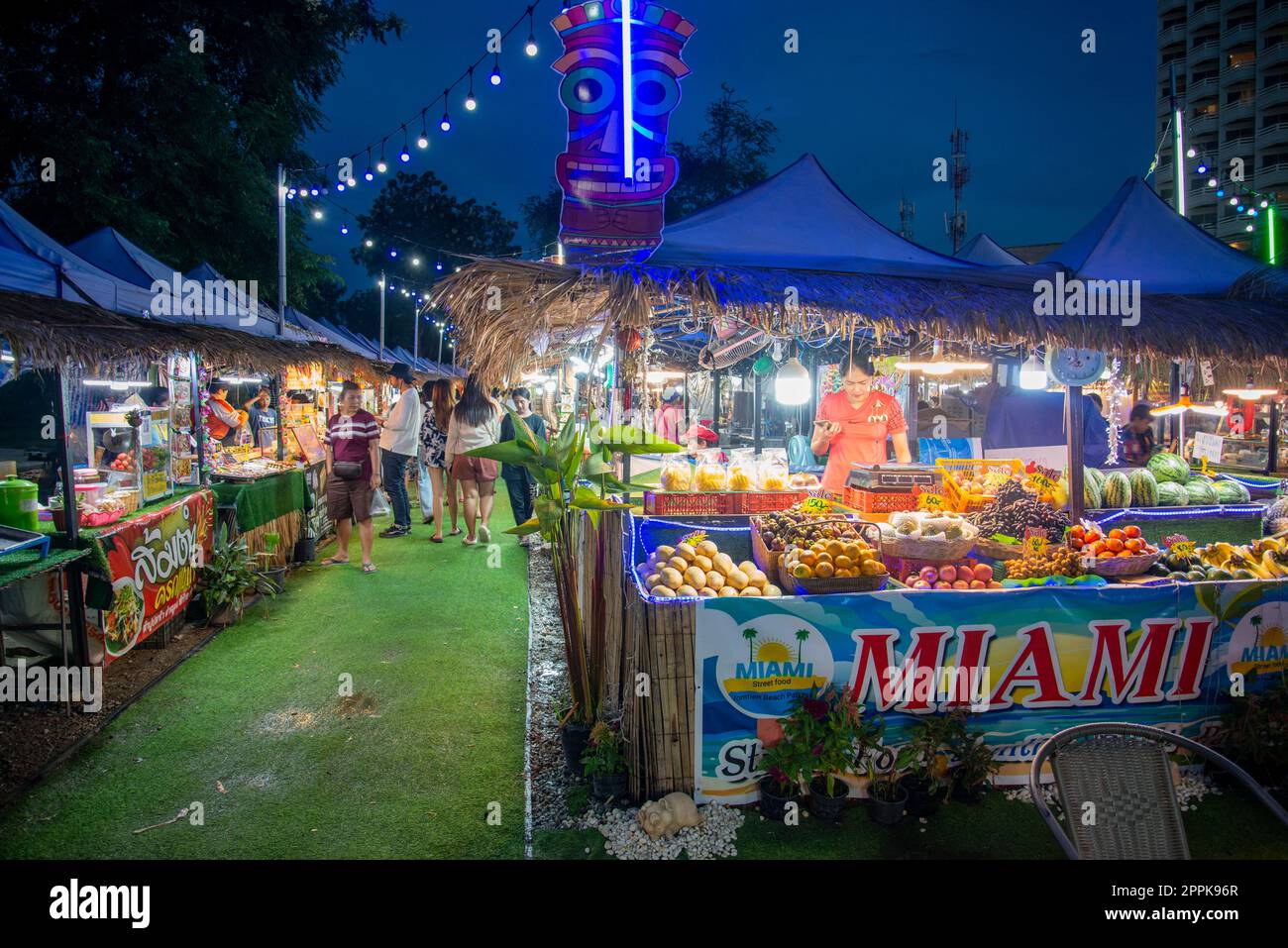 THAILAND PATTAYA JOMTIEN NIGHTMARKET Stock Photo