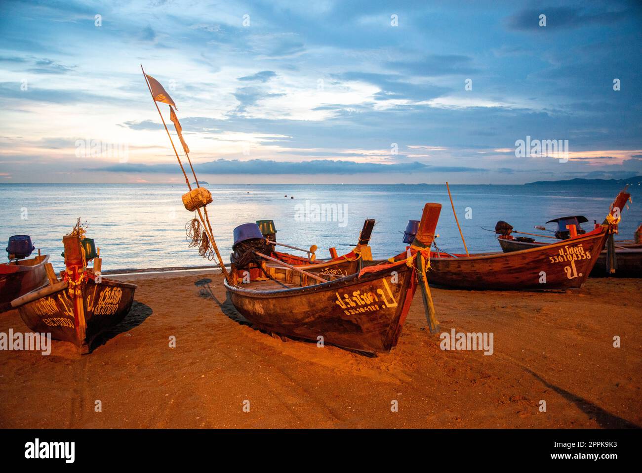 THAILAND PATTAYA JOMTIEN FISHING HARBOUR Stock Photo Alamy