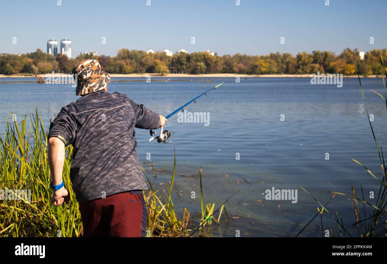 Used fishing lines hi-res stock photography and images - Alamy