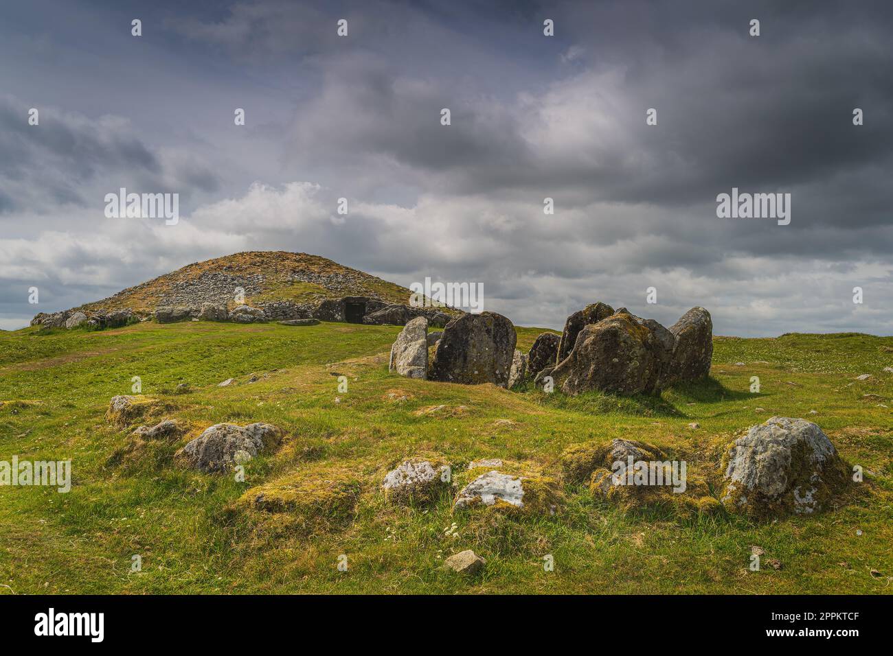 Ancient, neolithic burial chambers and stone circles of Loughcrew Cairns, Ireland Stock Photo