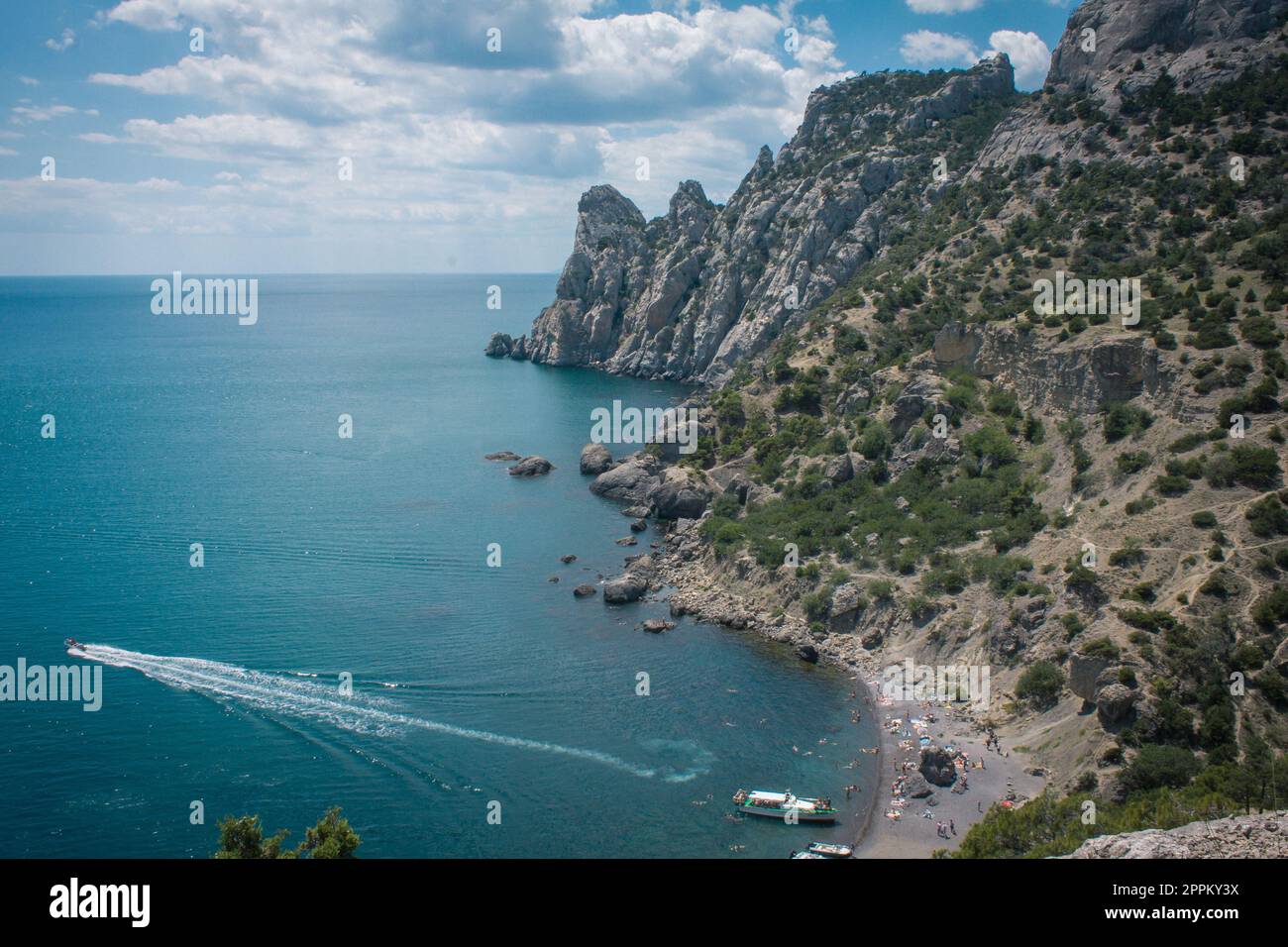 Beautiful landscape rocky bay hi-res stock photography and images - Alamy