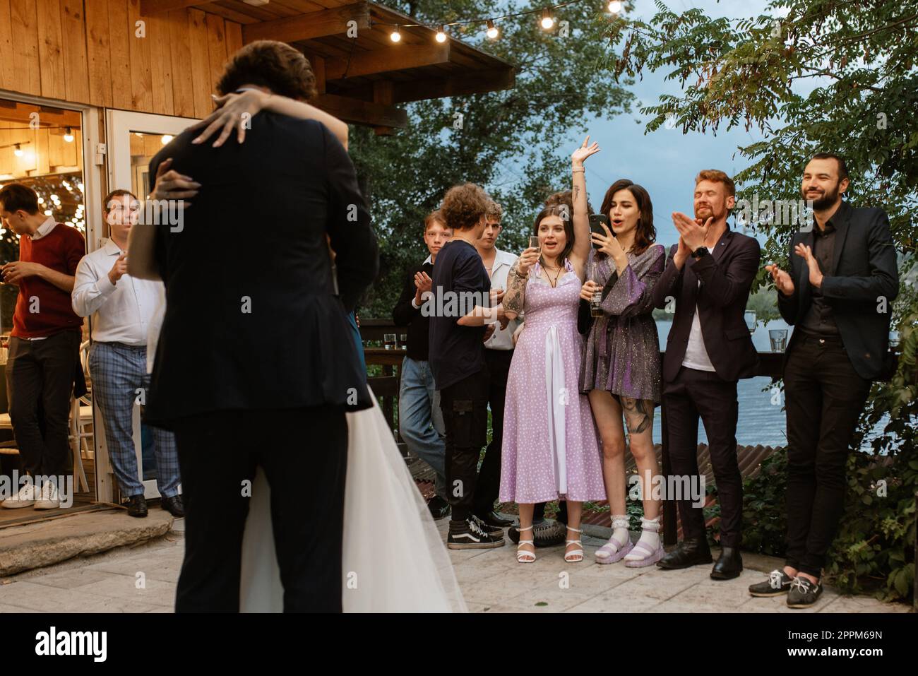the first wedding dance of the bride and groom Stock Photo - Alamy