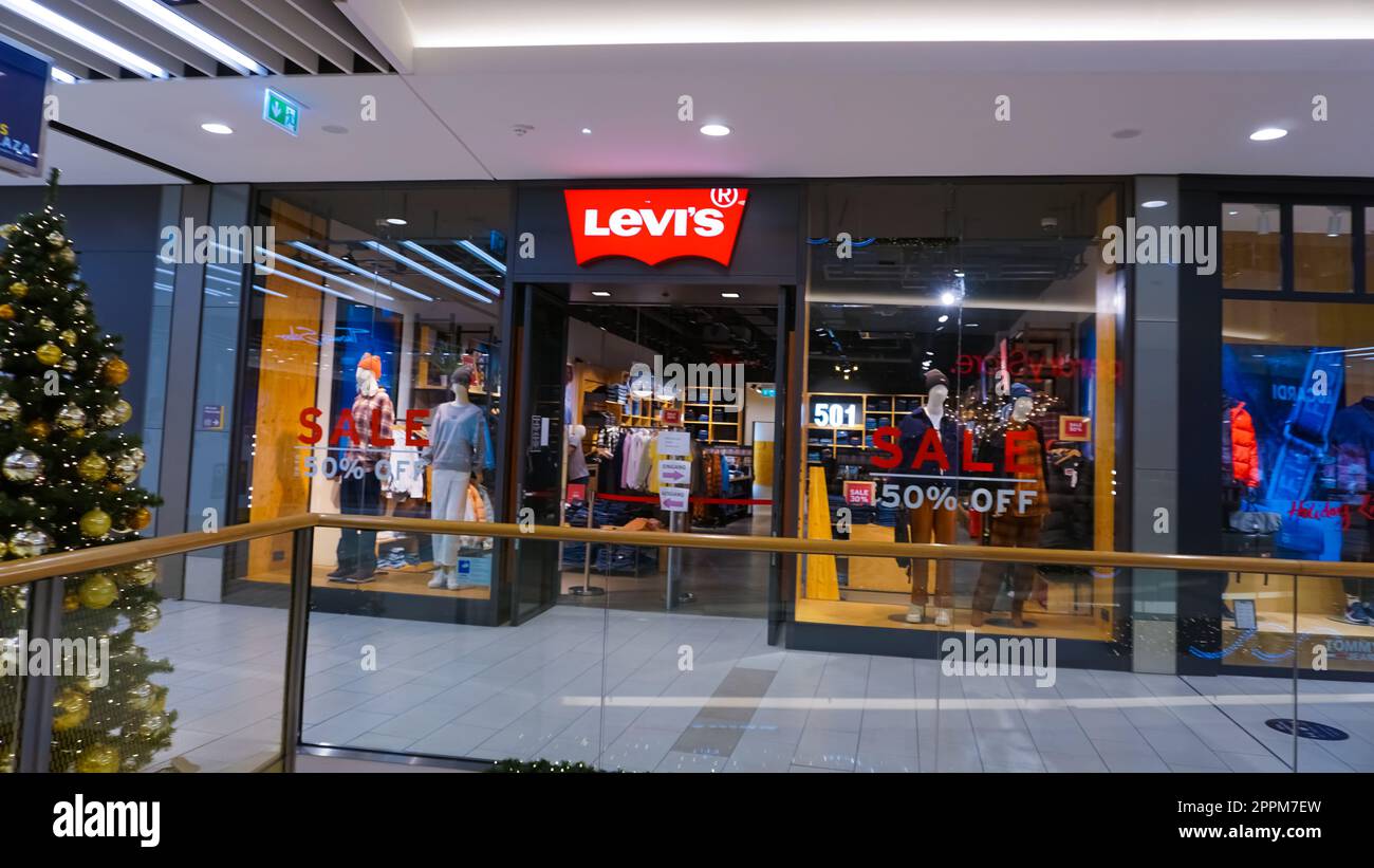 Levi's store interior hi-res stock photography and images - Alamy