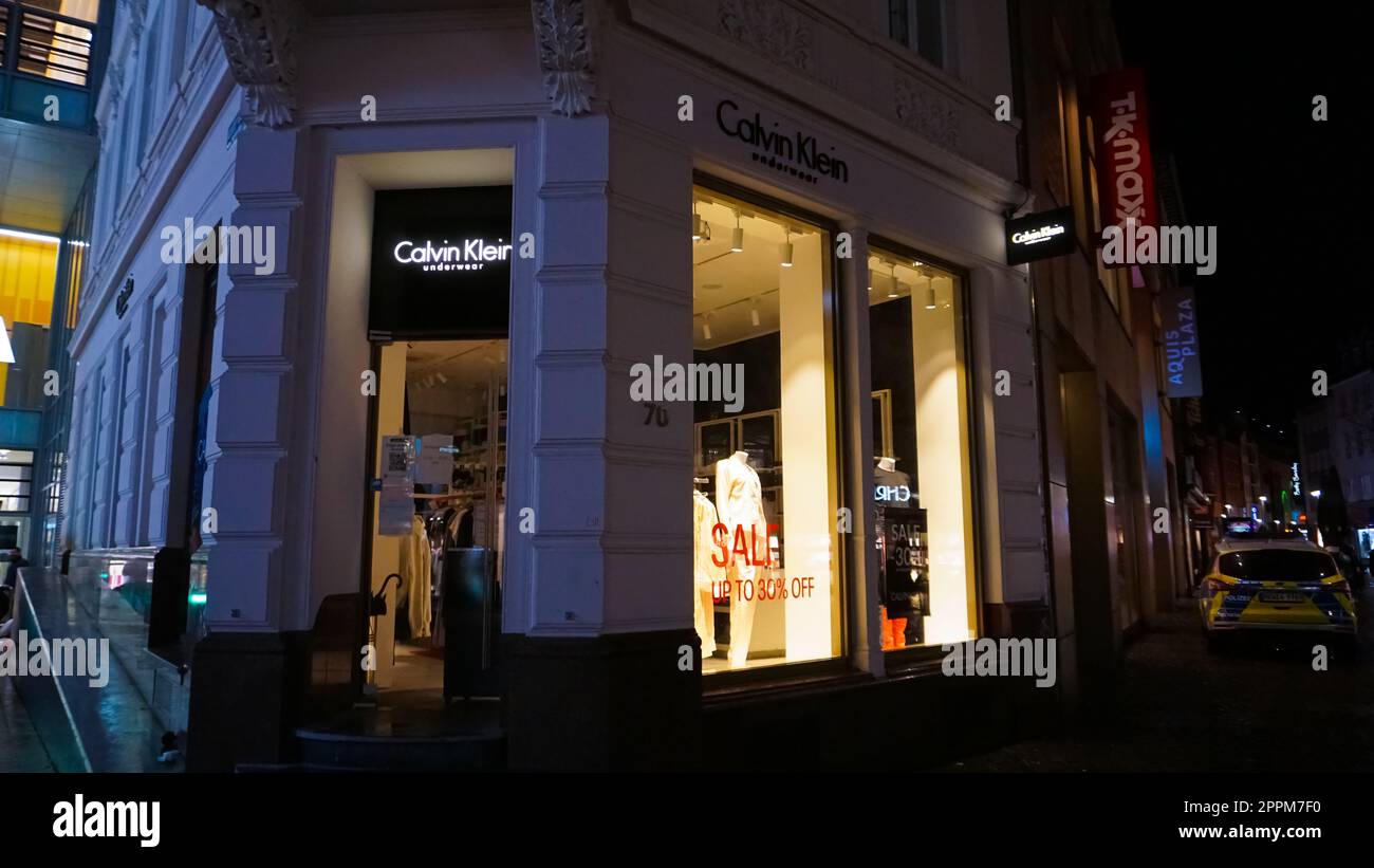 Calvin Klein store editorial stock photo. Image of mall - 174414313