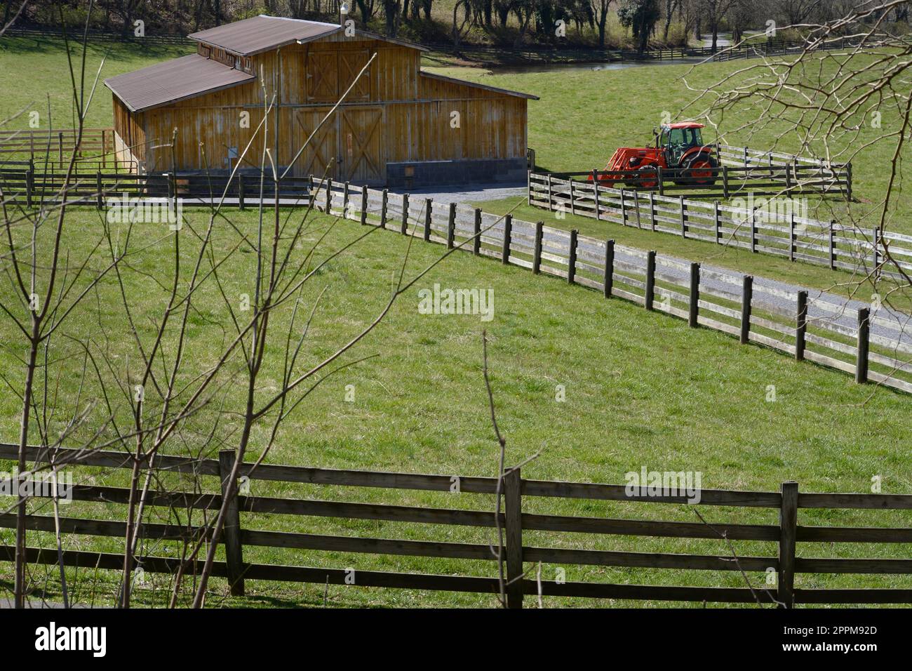Tractor parked in barn hi-res stock photography and images - Alamy