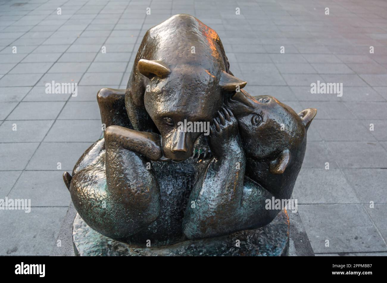ROTTERDAM, THE NETHERLANDS - AUGUST 26, 2013: Bronze statue entitled 'Playing Bears' located on the Lijnbaan, a shopping street in the center of Rotterdam, the Netherlands. The sculpture was created in 1956 by Norwegian sculptor Anne Grimdalen Stock Photo