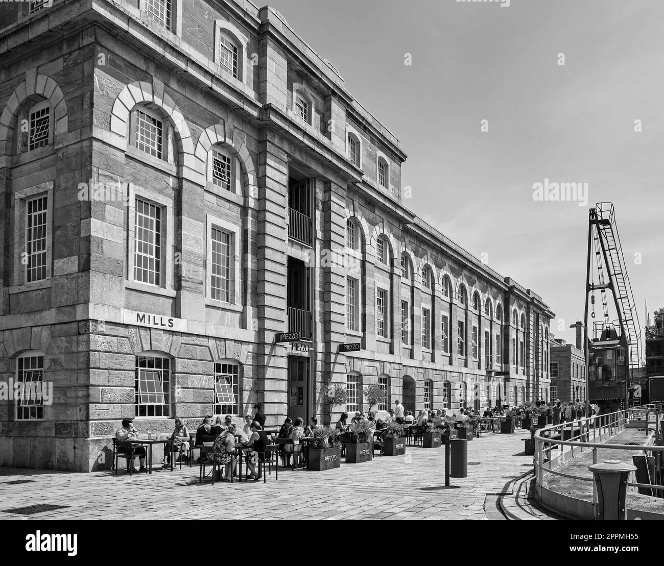 Mod Pizza Black And White Stock Photos Images Alamy facebook
