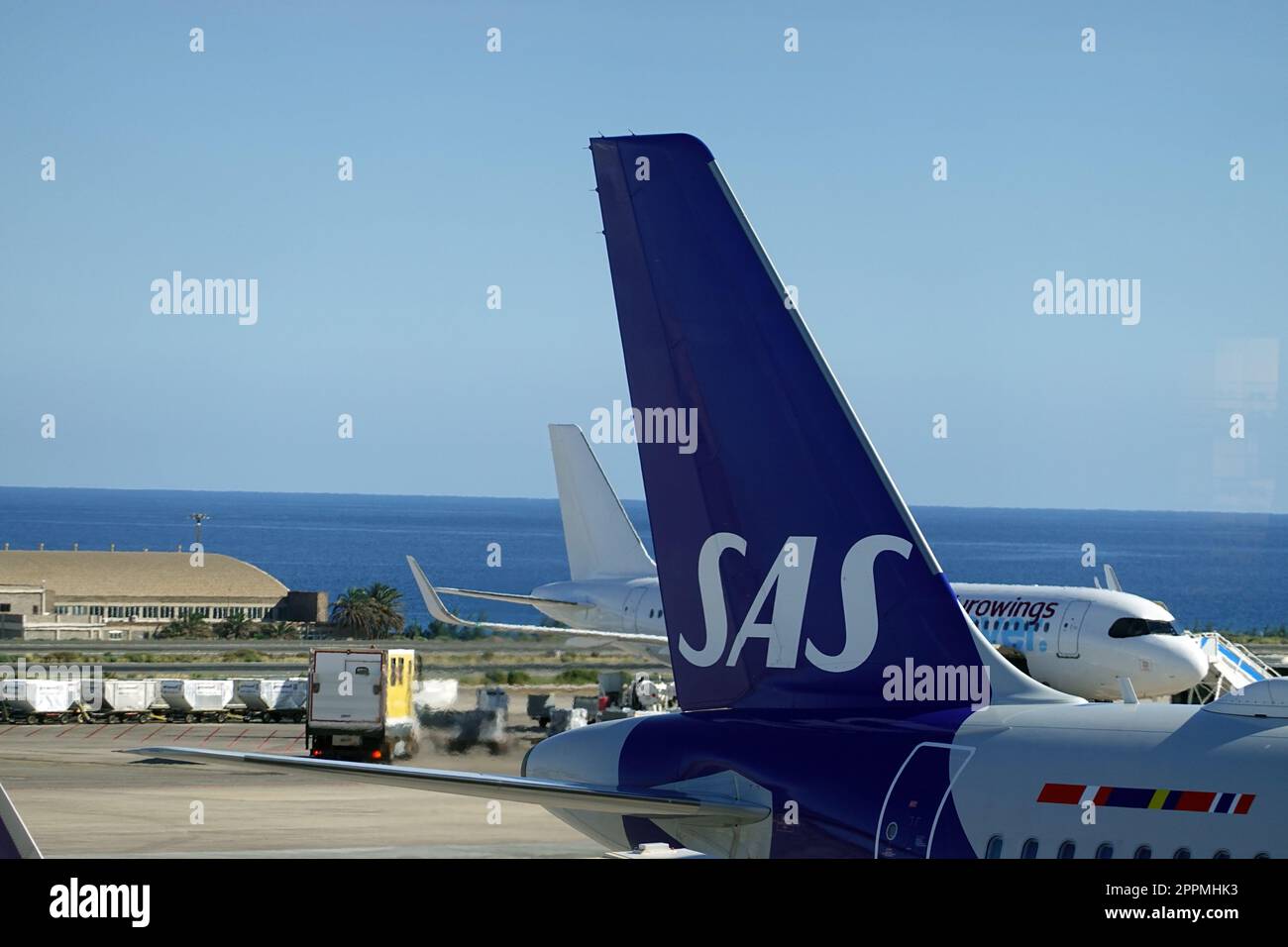 Passagiermaschine der SAS Scandinavian Airlines am Flughafen Las Palmas Stock Photo