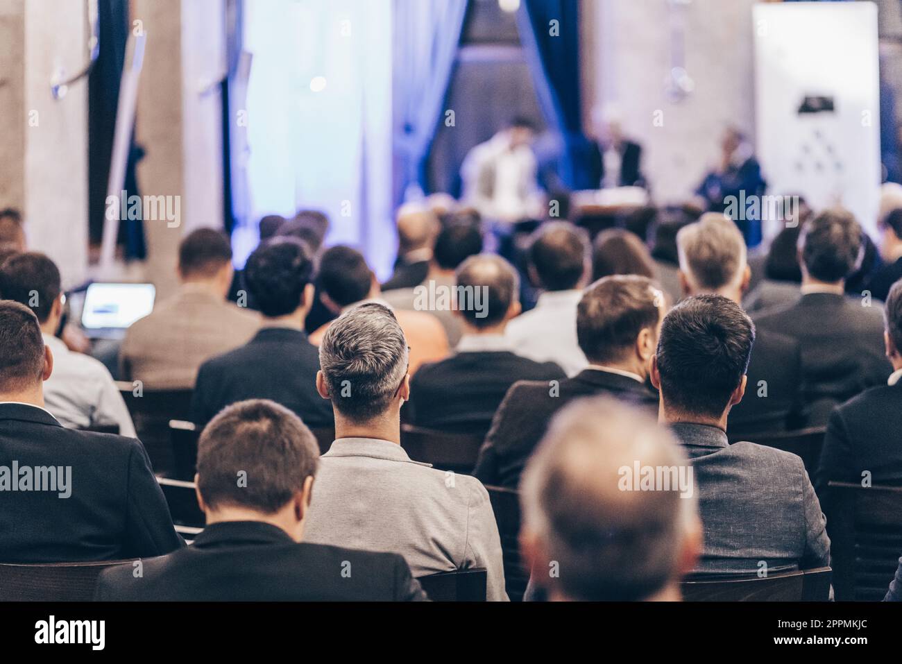 Round table discussion at business conference event Stock Photo Alamy