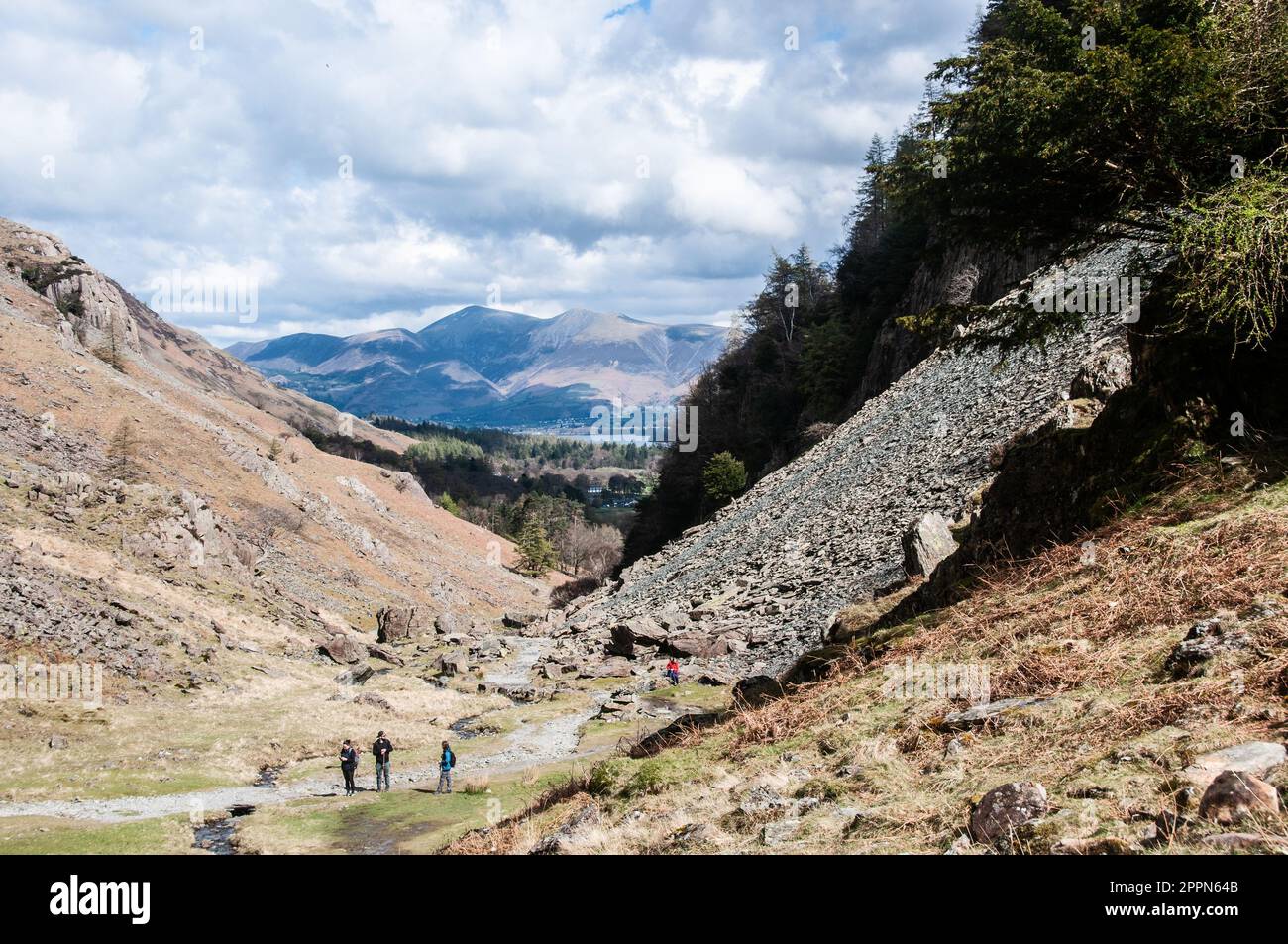 Around the UK - view towards Derwent Water, captured on a route from the Borrowdale Hotel, passing Castle Cragg, to Seatoller, Lake District, UK Stock Photo