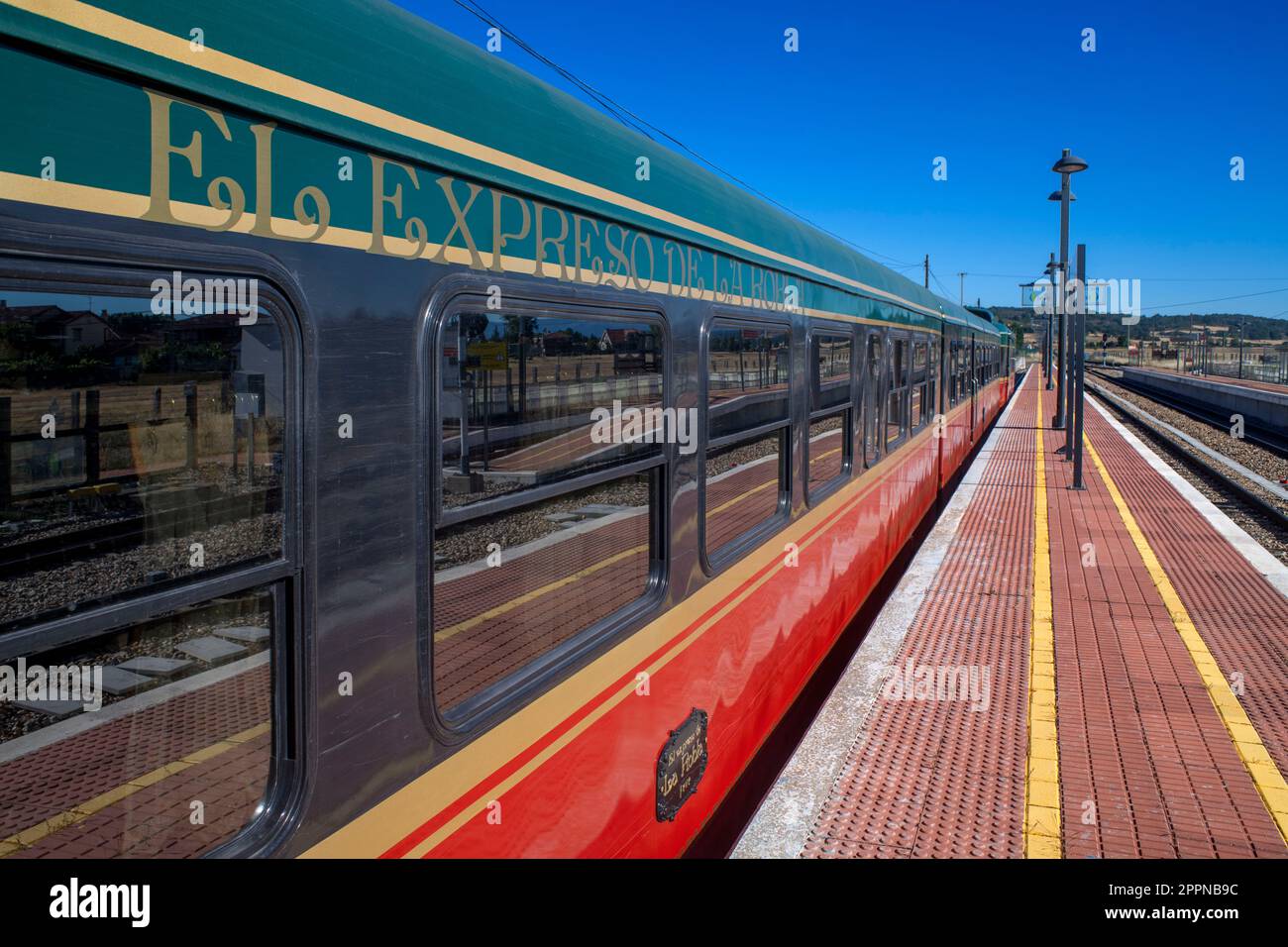 Bilbao north station hi-res stock photography and images - Alamy