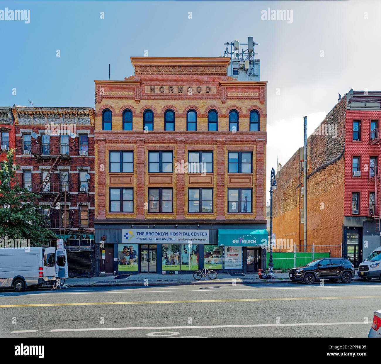 960 Manhattan Avenue Hi res Stock Photography And Images Alamy 960-manhattan-avenue-hi-res-stock-photography-and-images-alamy