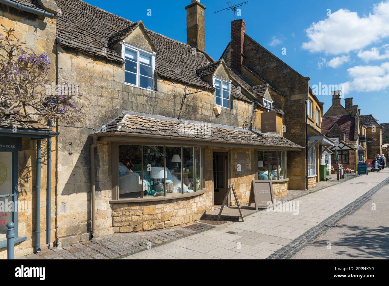 The pretty Cotswold village of Broadway in Worcestershire, England, UK