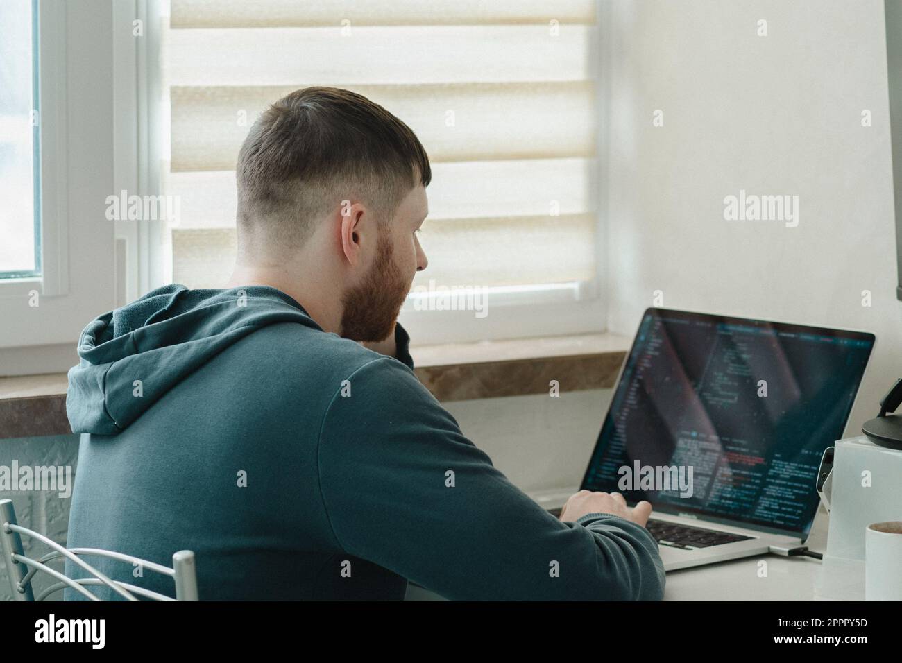 Freelancer works from home hi-res stock photography and images - Alamy