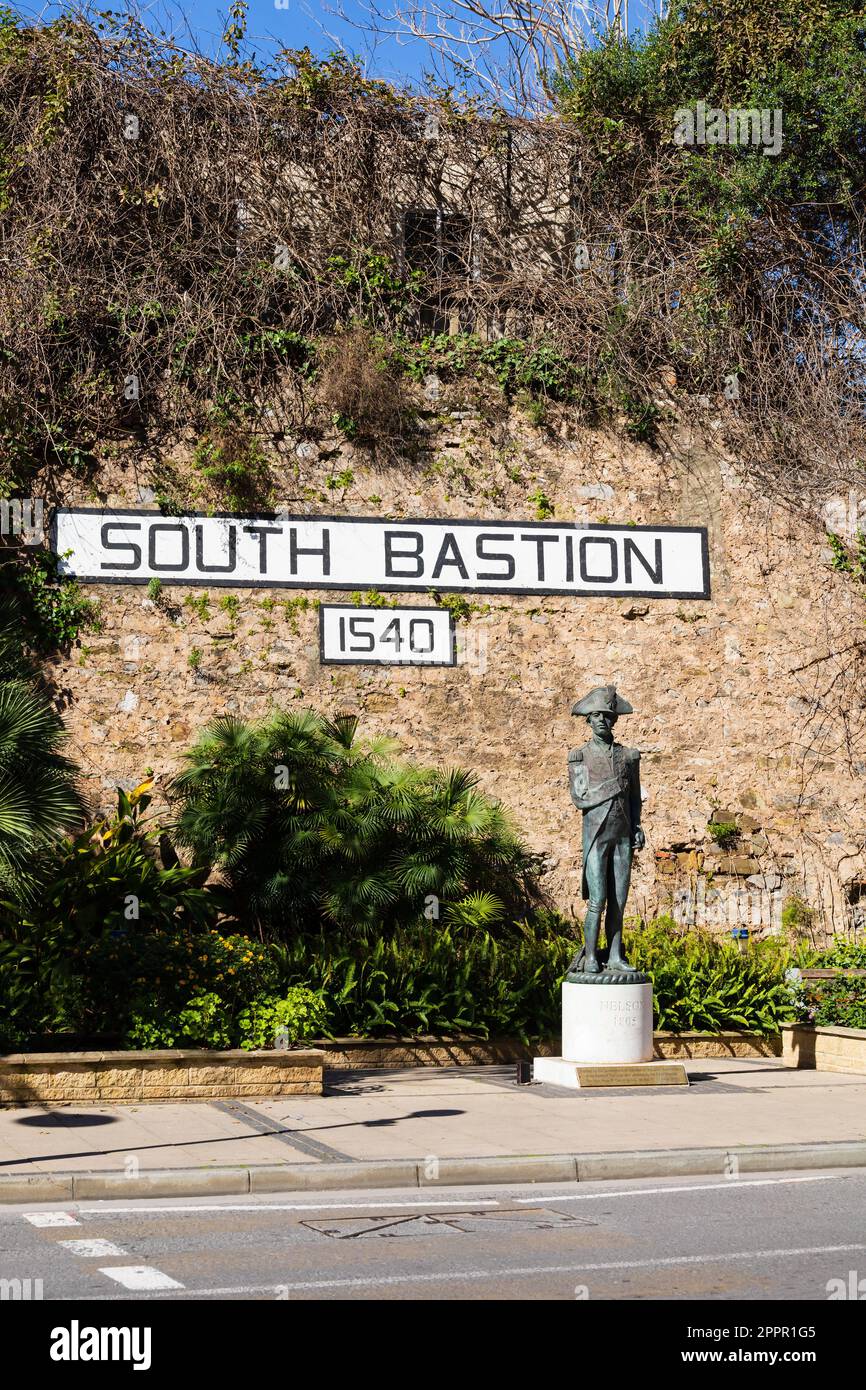 Line Curtain Wall, South Bastion. Statue of Admiral Horatio Nelson, hero of the Battle of Trafalgar. Erected on the 200th anniversary of the battle. S Stock Photo