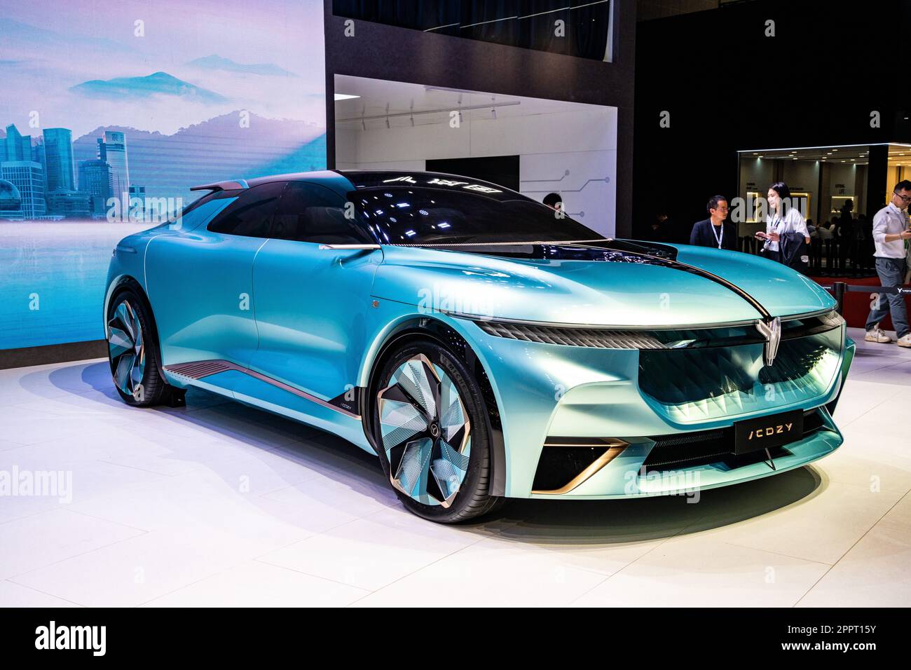 Voyah iCozy concept EV sedan from Dongfeng on display at the 2023 ...
