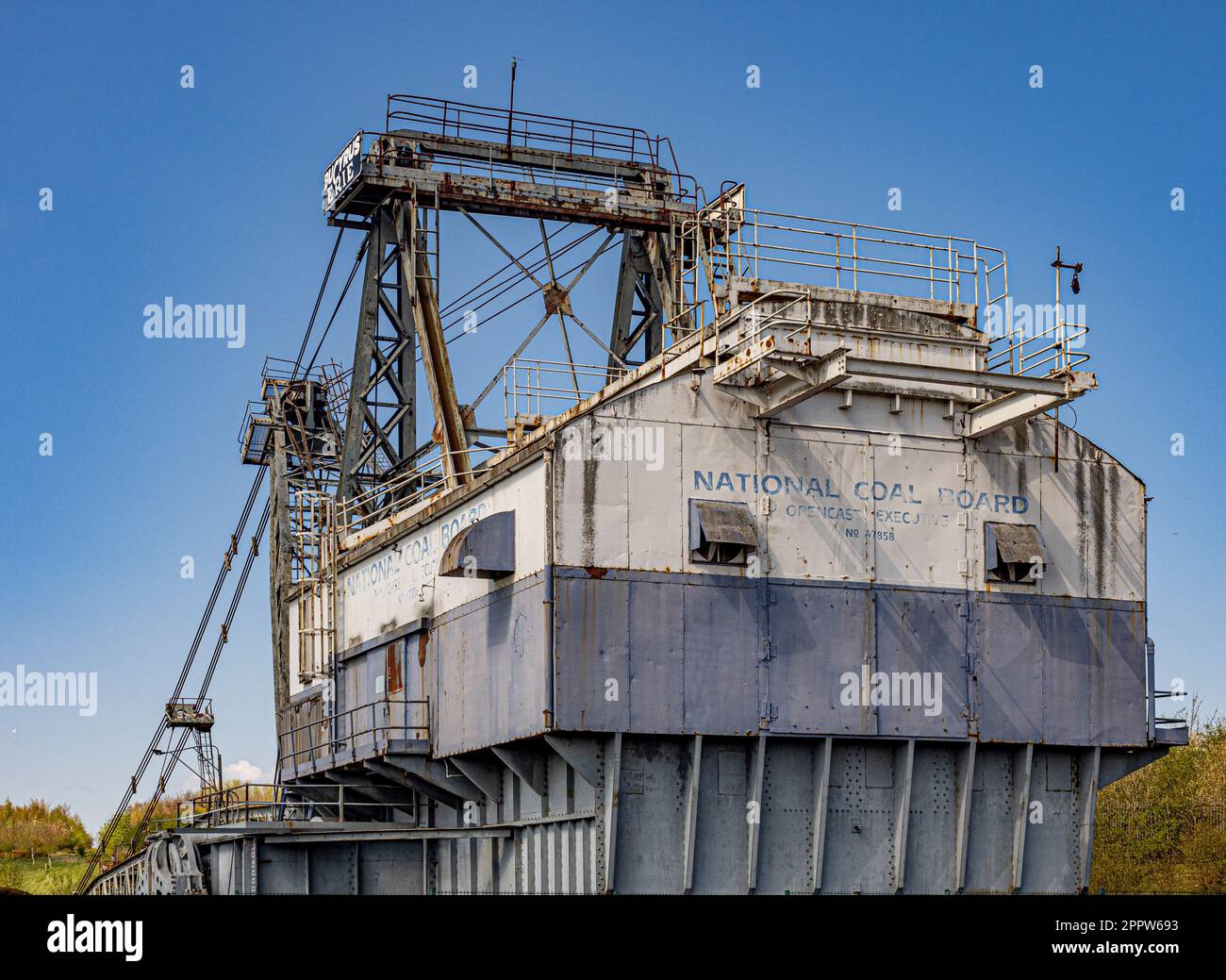 Bucyrus Erie BE 1150 Walking Dragline Excavator, known as “Oddball” at St Aidan's Park nature reserve, Swillington. UK Stock Photo