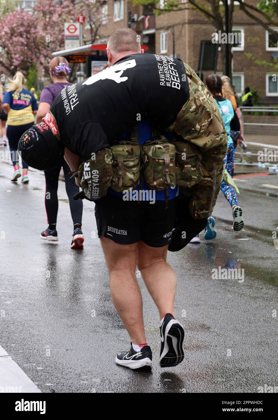 pic shows: London Marathon 2023 He aint heavy he my brother Picture by ...