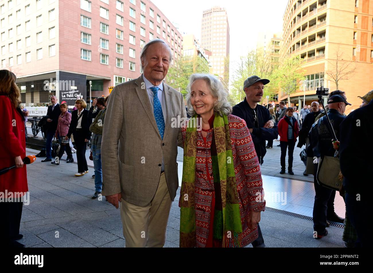 Isa von Hardenberg und Andreas von Hardenberg bei der Premiere des Theaterstücks 'Stolz und Vorurteil *oder so' in der Komödie am Kurfürstendamm im Th Stock Photo