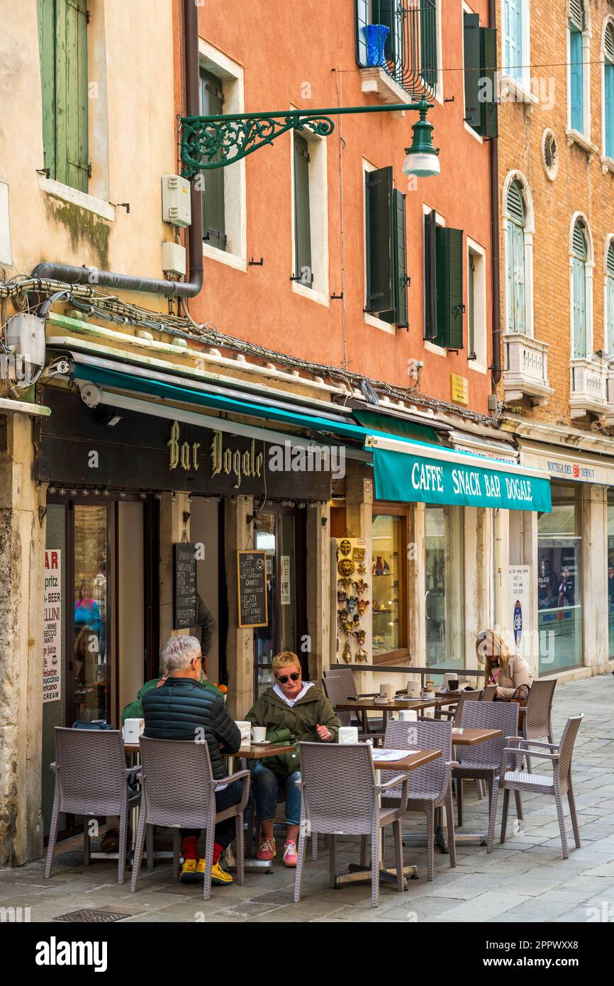 Outdoor cafe, Venice, Veneto, Italy Stock Photo