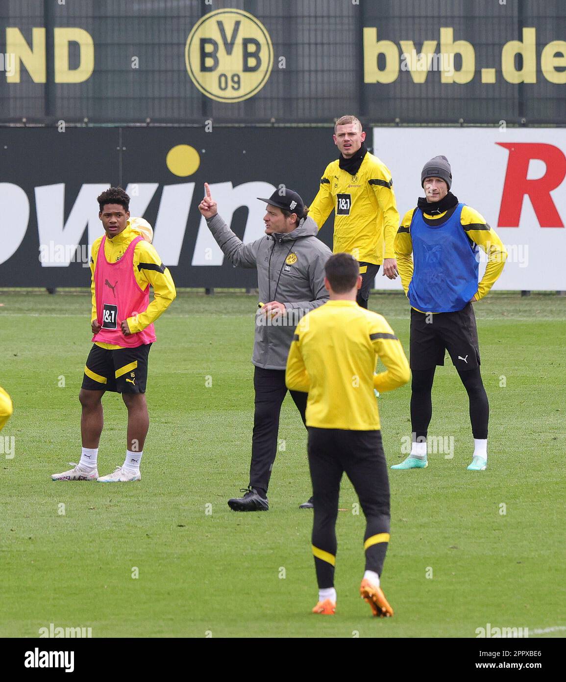 Exit, Germany. 14th July, 2022. firo : July 14th, 2022, football, 1st  Bundesliga, season 2022/2023, SC Verl - BVB, Borussia Dortmund Marco REUS,  BVB, single action Credit: dpa/Alamy Live News Stock Photo - Alamy