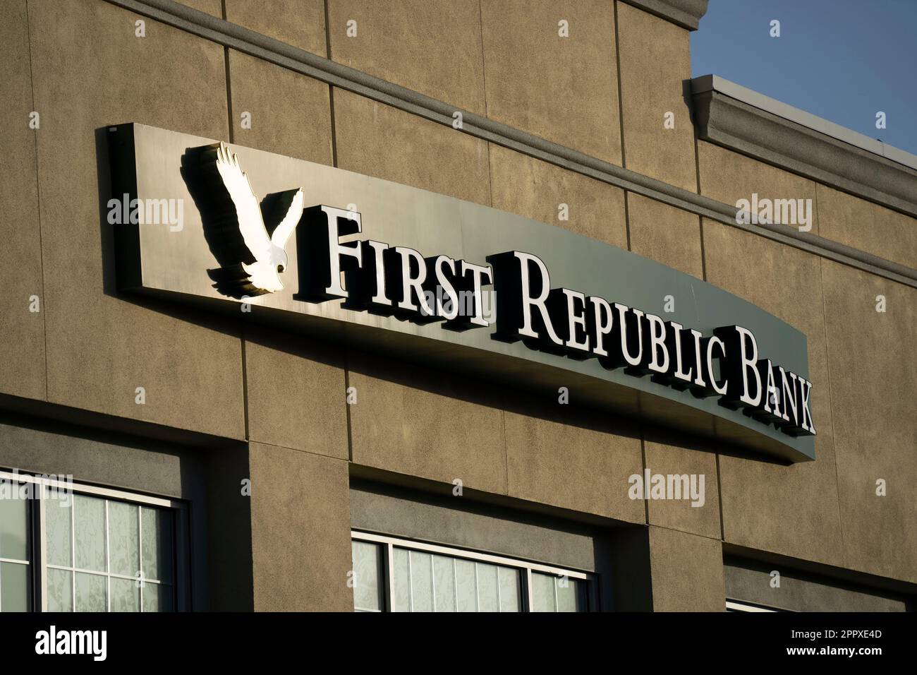 First republic bank san francisco hi-res stock photography and images ...