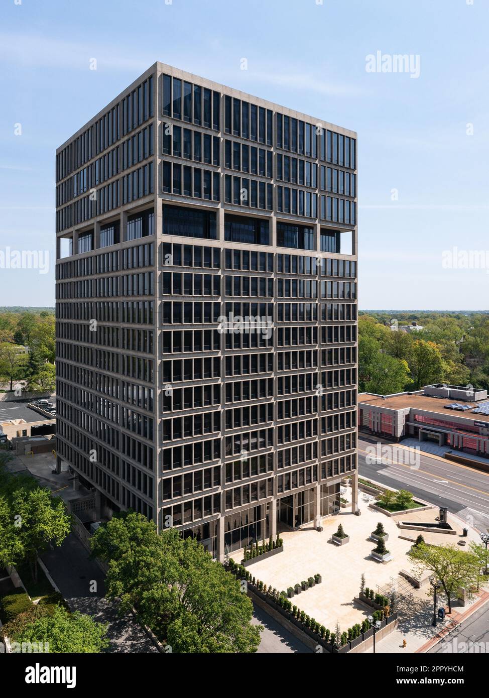 Pierre Laclede Center Stock Photo Alamy