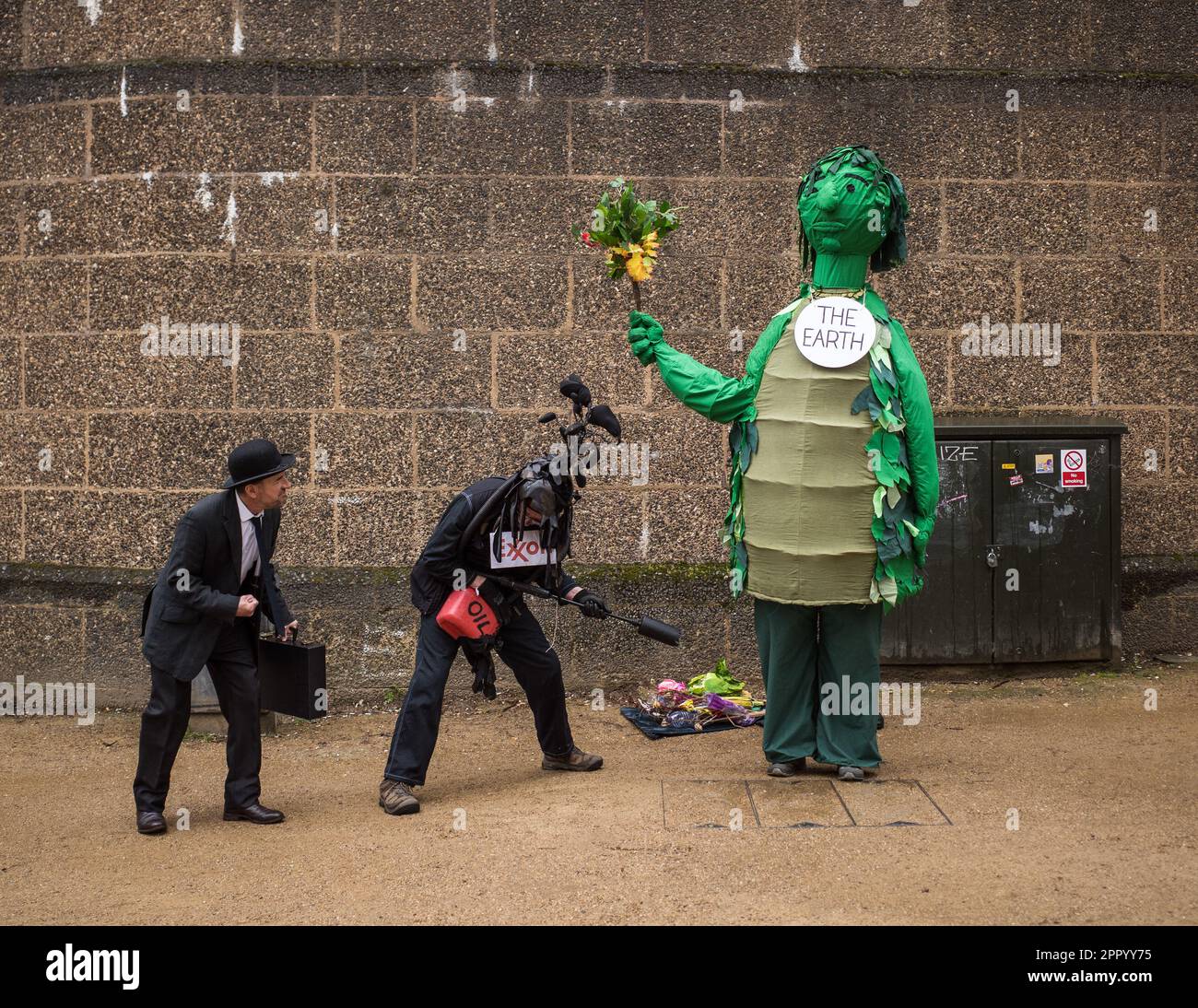 Performance artists climate change hi-res stock photography and images ...