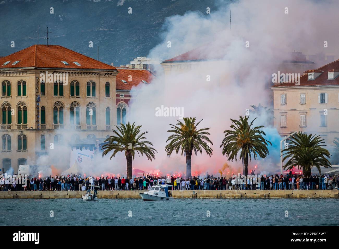 File:End of the match between Hajduk Split - Dinamo Zagreb.jpg