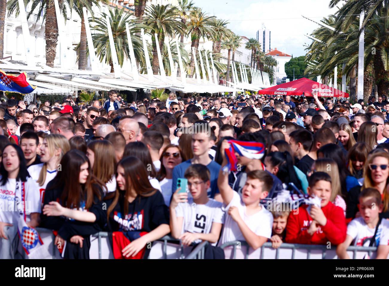 Hajduk Split's New Third Shirt Features Name Of Thousands Of Fans As Result Of Club Membership Drive (Photo & Video)