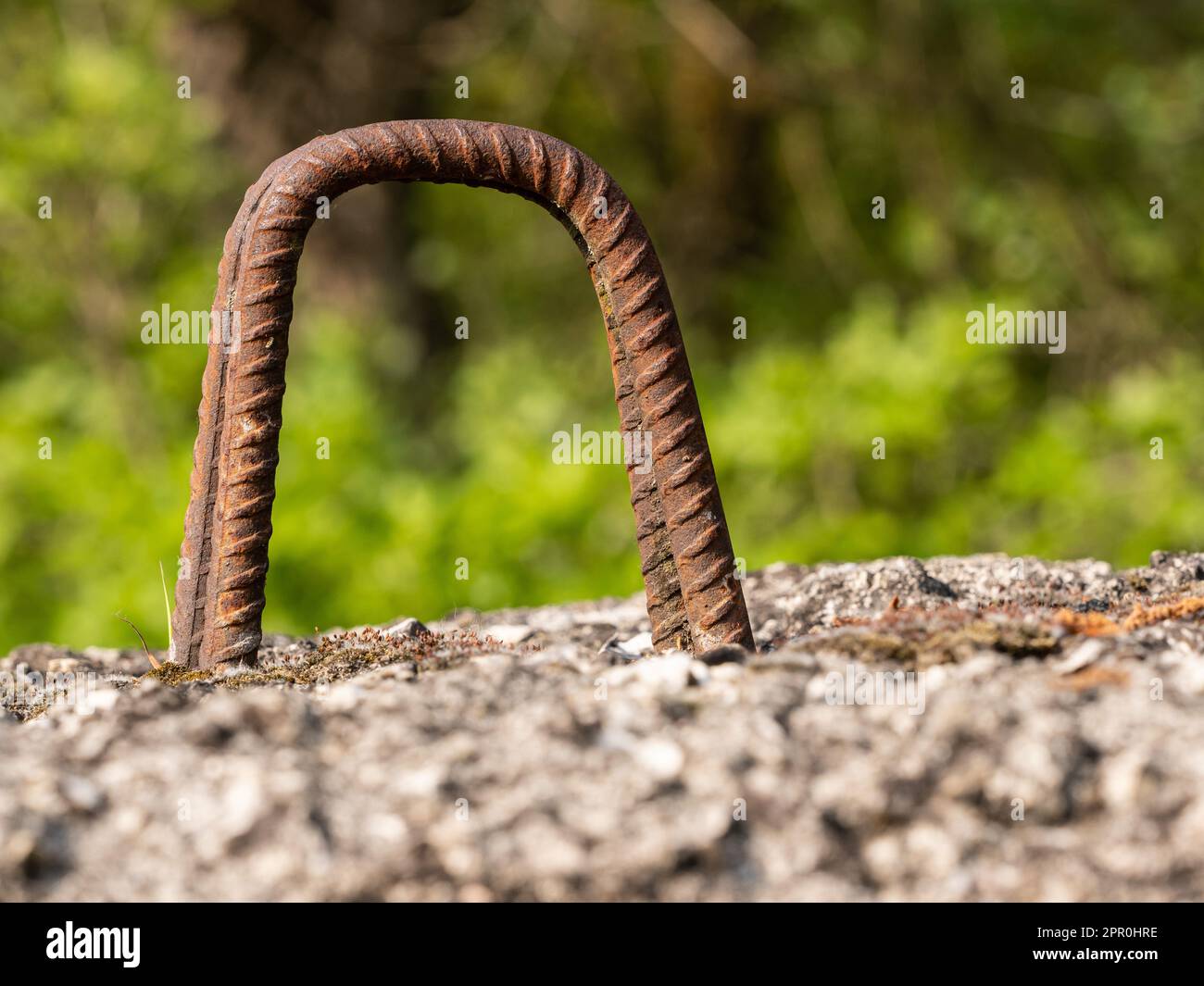 Lifting hook inserted into a reinforced concrete block Stock Photo Alamy