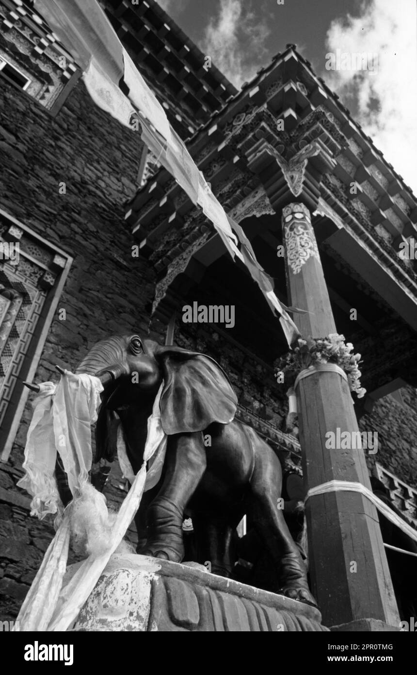Elephant statue & Tibetan Buddhist temple at Katok Dorjeden Monastery