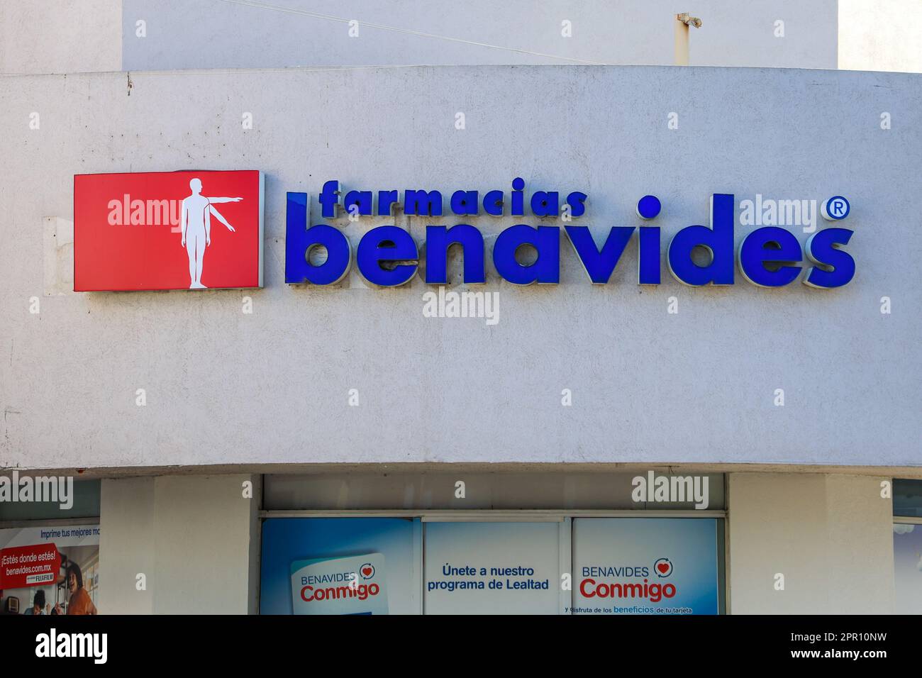 Facade with the logo of the Benavides pharmacy on Serdan street in the