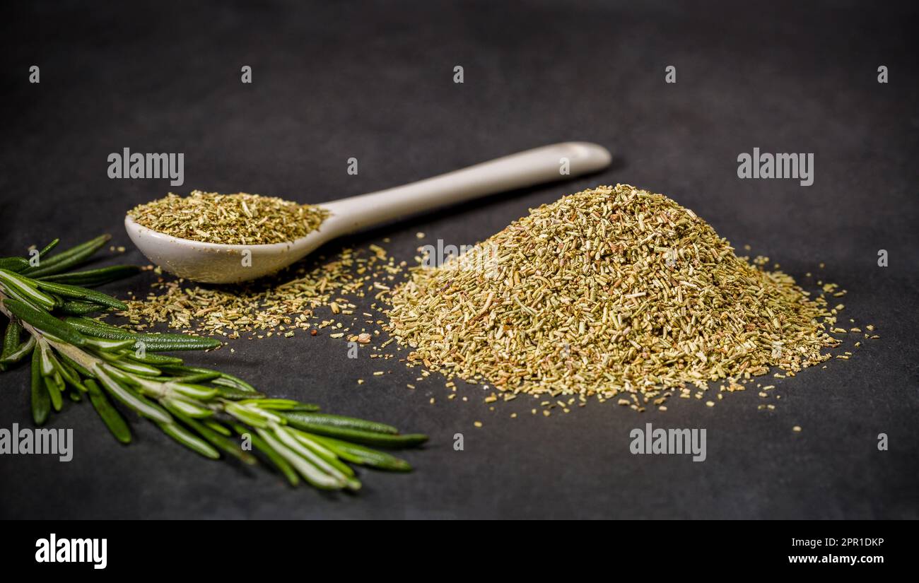 Rosemary dried hi-res stock photography and images - Alamy