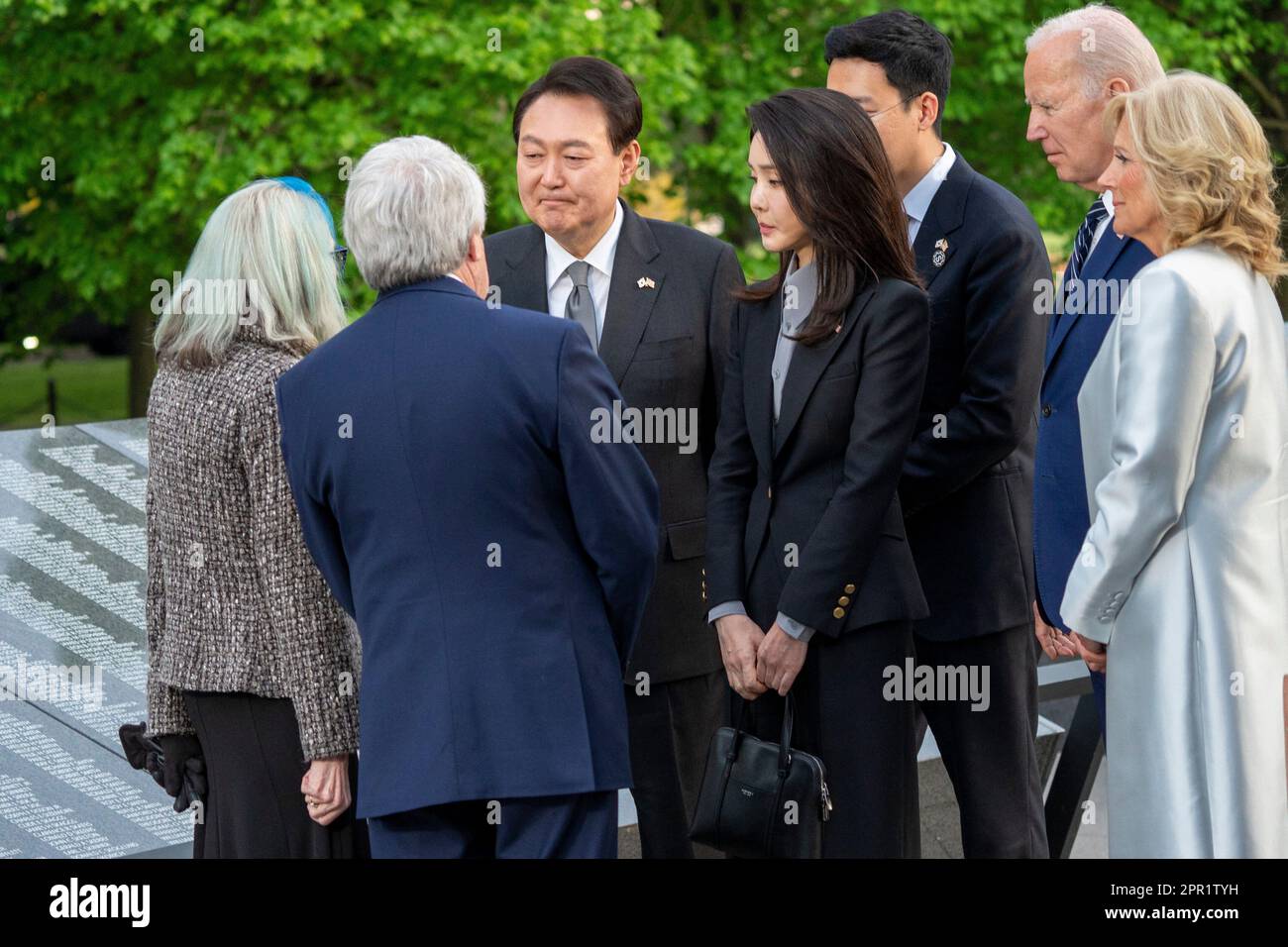 Washington, United States. 25th Apr, 2023. President Joe Biden and First Lady Jill Biden with President Yoon Suk Yeol of the Republic of Korea and Mrs. Kim Keon Hee, First Lady of the Republic of Korea, talk with with Judy Wade, the niece of Medal of Honor recipient Corporal Luther Story, and her spouse Joseph Wade during a visit to the Korean War Memorial in Washington, DC, USA, 25 April 2023. Tomorrow President Biden will host a State Visit for President Yoon Suk Yeol of the Republic of Korea. Credit: Abaca Press/Alamy Live News Stock Photo