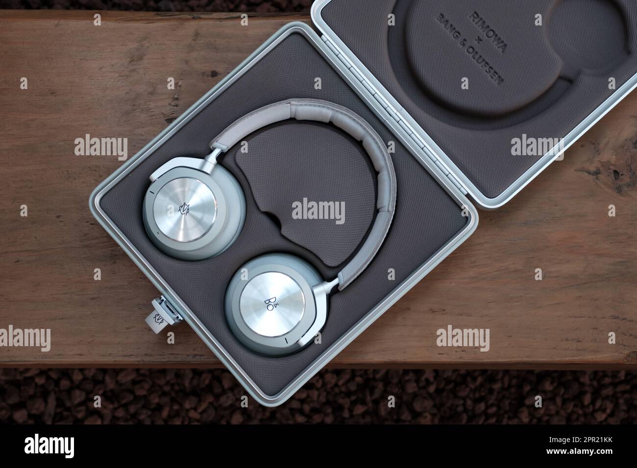 Bang and olufsen hi res stock photography and images Page 3 Alamy