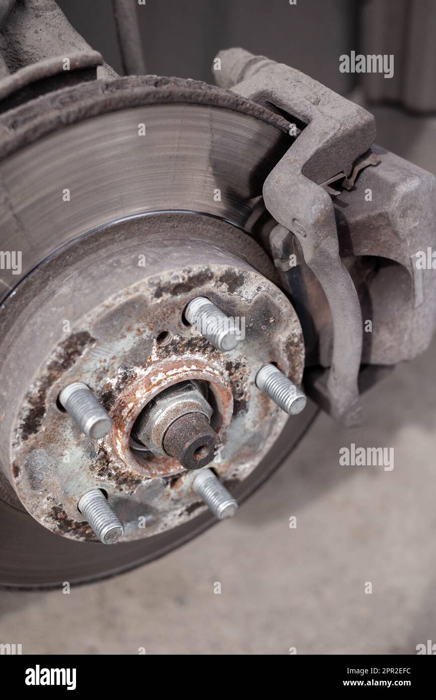 Disc brake of the vehicle for repair, in process of new tire