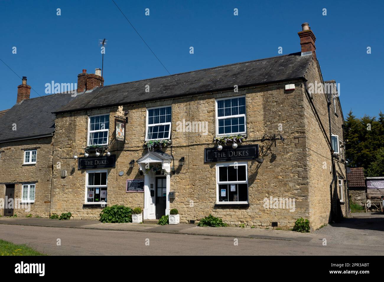 The Dukes pub, Woodford, Northamptonshire, England, UK Stock Photo Alamy