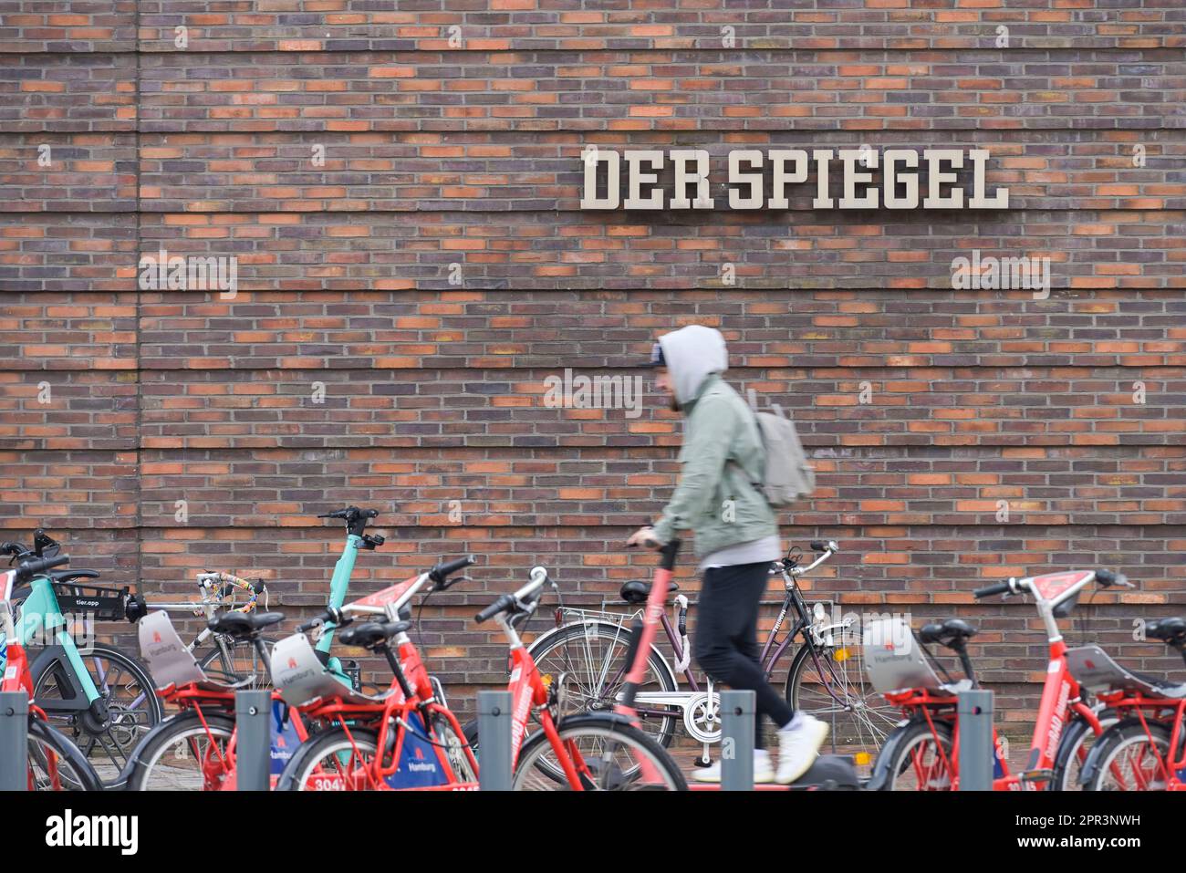 Lichter und spiegel -Fotos und -Bildmaterial in hoher Auflösung – Alamy