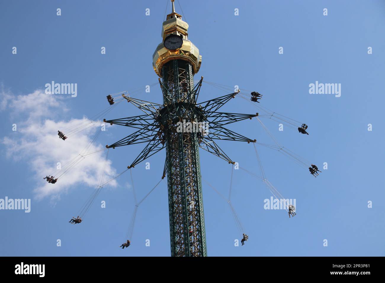 Prater Tower at Prater amusement park Vienna Stock Photo - Alamy