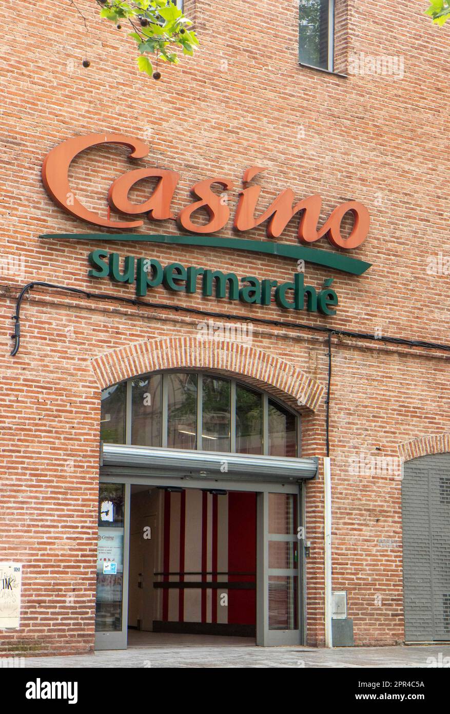 Albi, France. 26th Apr, 2023. Outside view of a Casino supermarket in Albi,  France on April 25, 2023. The distribution group, which is still in a  precarious financial situation, announced on Monday