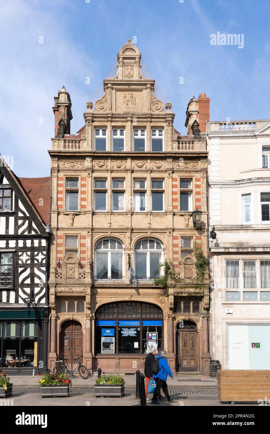 21 High Street, a Grade II listed building in Shrewsbury with Halifax bank. Brick with ashlar dressings and plain tiled roof. England Stock Photo