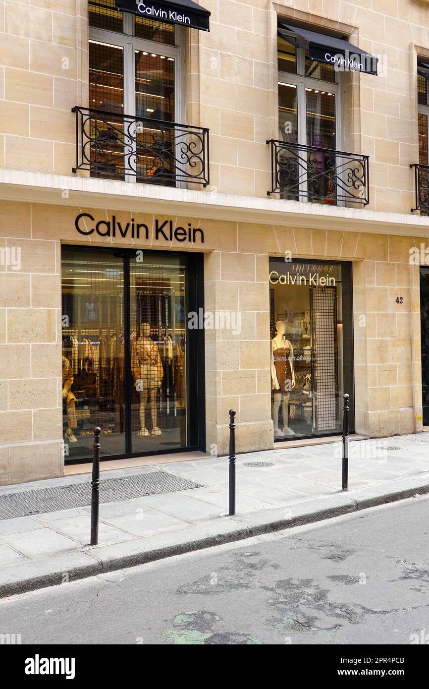 Calvin klein shop hi-res stock photography and images - Alamy