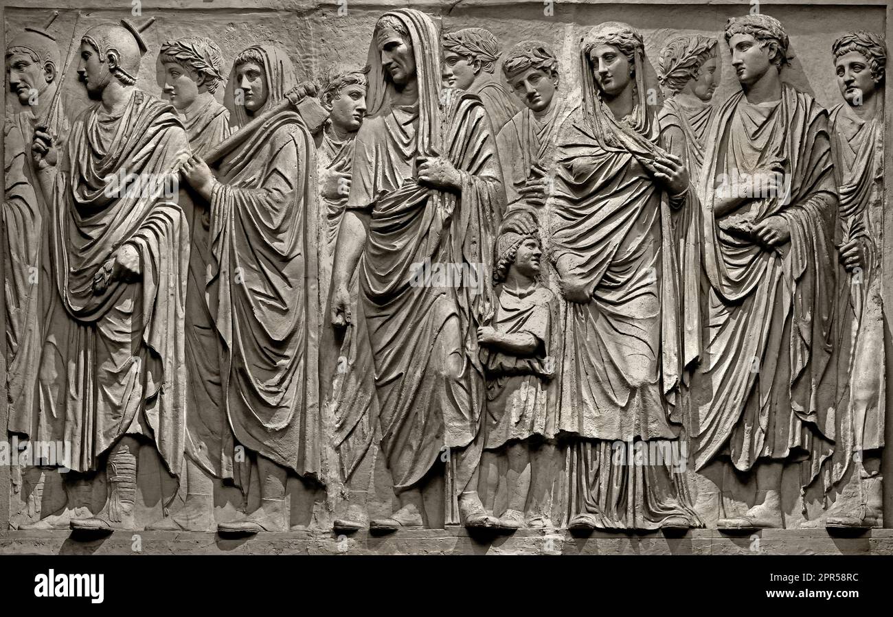 Relief of the Ara Pacis Augustae with  Procesion, Galleria degli Uffizi, 1581, Founder: Francesco I de' Medici, Grand Duke of Tuscany,  Florence,  Italy, Italy, original artifact was found in Rome in 1568 at Palazzo Feretti-Fiano-Almagià. The following year it became part of the Medici collections and then moved to Villa Medici on the Pincio, from where it reached Florence at the end of the 18th century. Only in 1937, with the discovery and reconstruction of the Ara Pacis, they were sent to Rome. Stock Photo