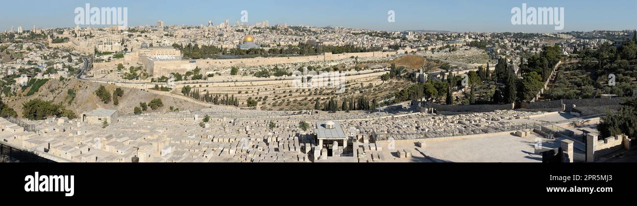 Panorama of old Jerusalem, Mount of Olives and Kidron Valley Stock Photo