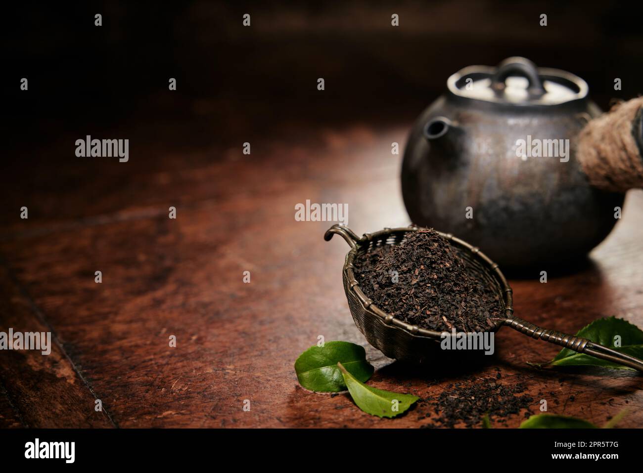 Old teapot hi-res stock photography and images - Alamy