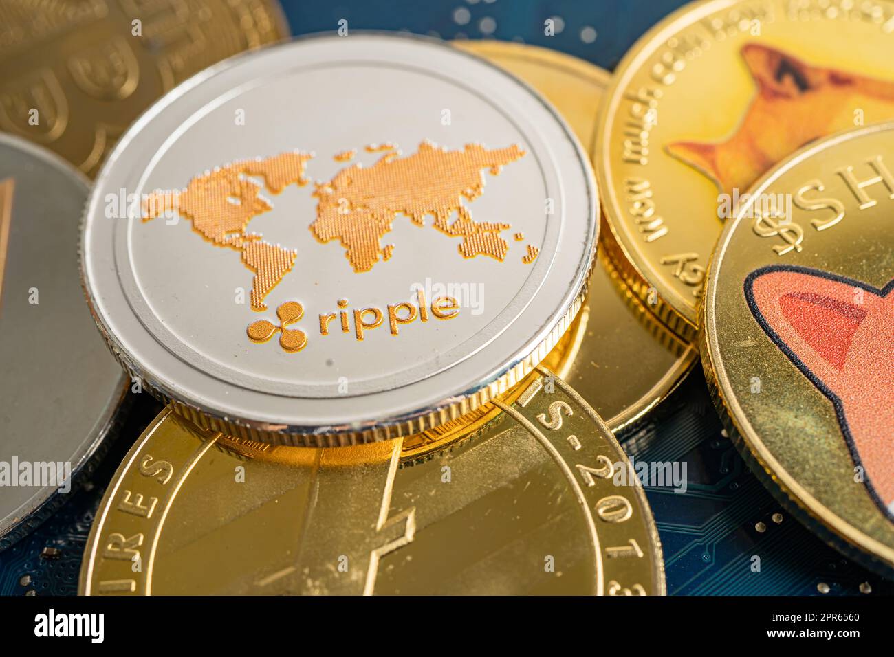 Worldwide computer network hi-res stock photography and images - Alamy