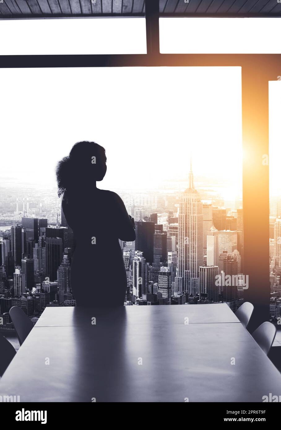 Corporate women window skyline hi-res stock photography and images - Alamy